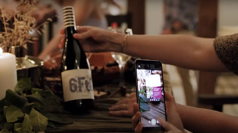 Realtà Aumentata e Vino: la guida definitiva dell' AR per aziende agricole e cantine